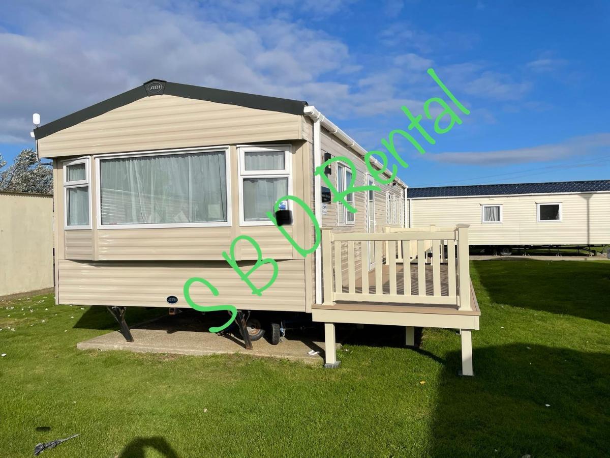 Summer Breeze Deluxe Caravan Rental Saint Osyth Eksteriør bilde